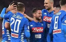 bbin集团-卡利亚里主场大胜那不勒斯，提升积分榜排名(卡利亚里赛程500)