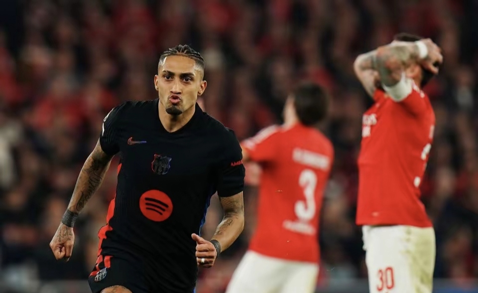 波黑队门将神勇,多次扑出对手射门 波黑队门将神勇,多次扑出对手射门