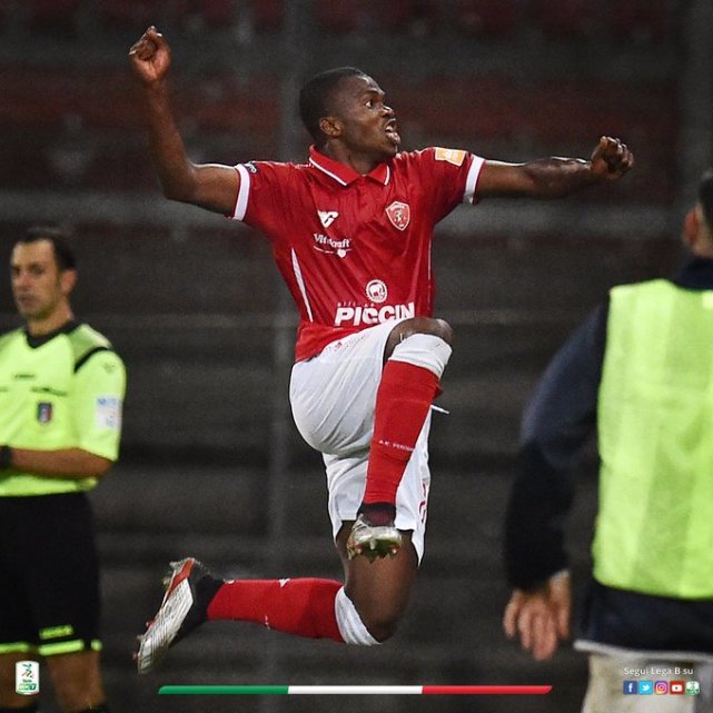 切沃主场击败佩斯卡拉,提升在意乙的排名的简单介绍 切沃主场击败佩斯卡拉,提升在意乙的排名的简单介绍